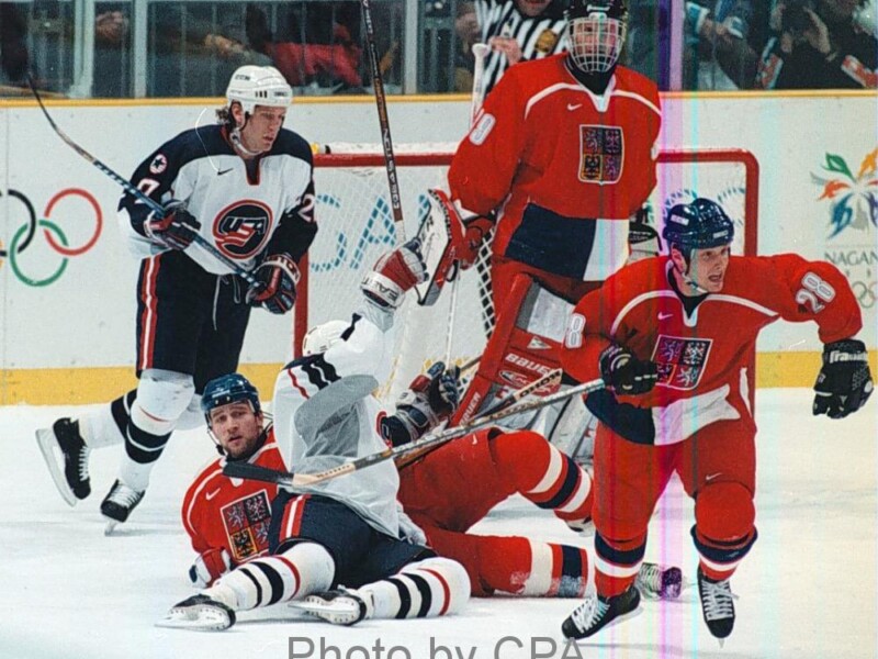 19980218_ZOH_NAGANO 28 Martin STRAKA, 39 Dominik HAŠEK, 71 Jiří ŠLÉGR a 27 Jeremy ROENICK